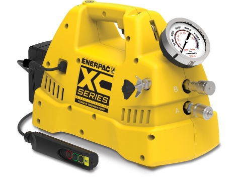 XC1502TE%2C%20Cordless%20Hydraulic%20Torque%20Wrench%20Pump%2C%202%2C0%20litres%20Usable%20Oil%2C%202%20Batteries%20and%20230V%20Charger%20Included